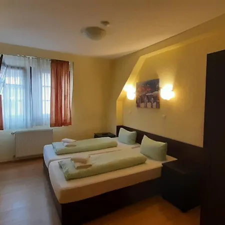 Gaestehaus Zu Herrenwiesen Apartment *