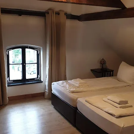 Apartment Gaestehaus Zu Herrenwiesen